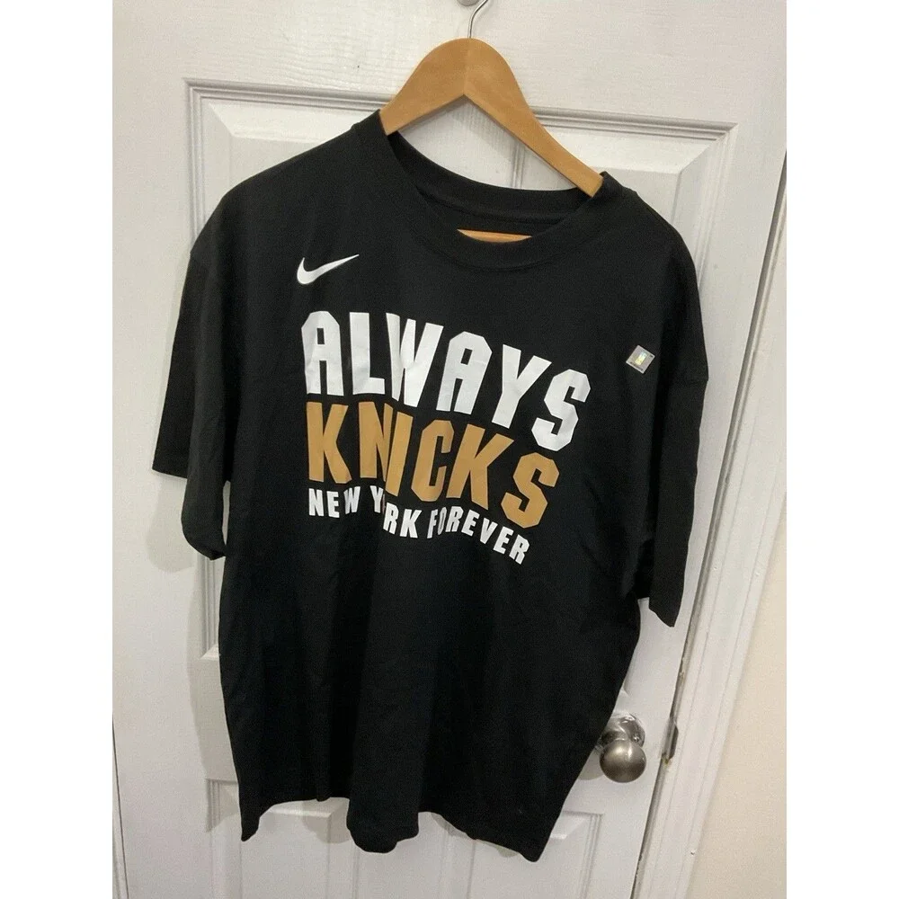 New York Knicks 2026 NBA Champions Always Knicks Roster T-Shirt Size Large New
